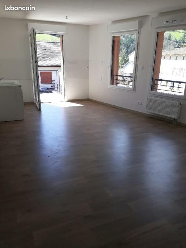 Appartement à louer, 72m², Valsonne