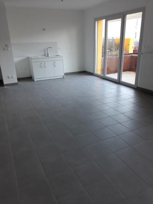 Appartement à louer, 71m², Belleville