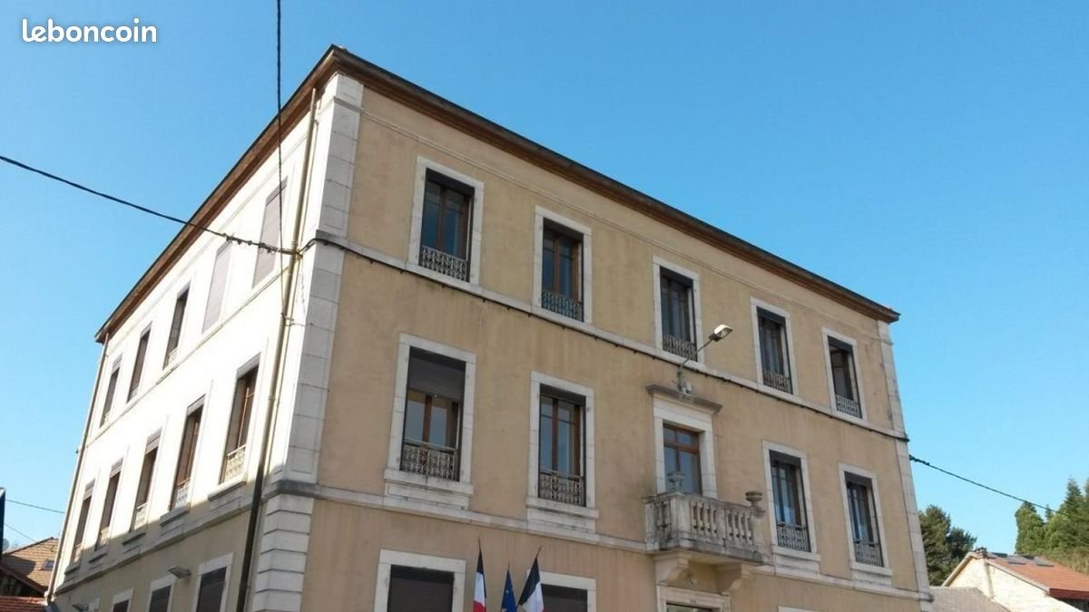 Appartement à louer, 100m², Champagne-en-Valromey