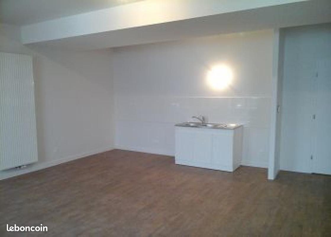 Appartement à louer, 90m², Champagne-en-Valromey