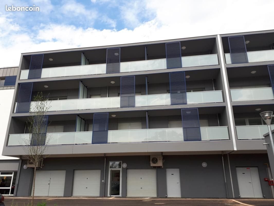 Appartement à louer, 84m², Montréal-la-Cluse