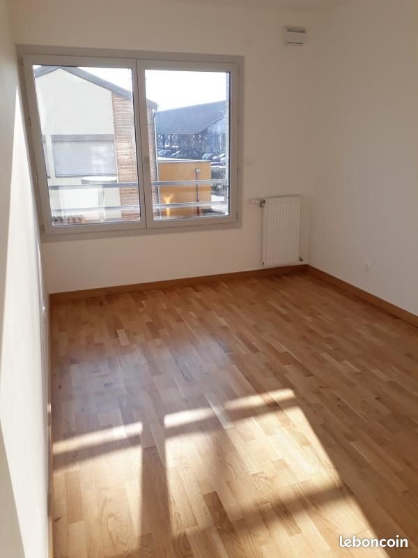 Appartement à louer, 67m², Belleville