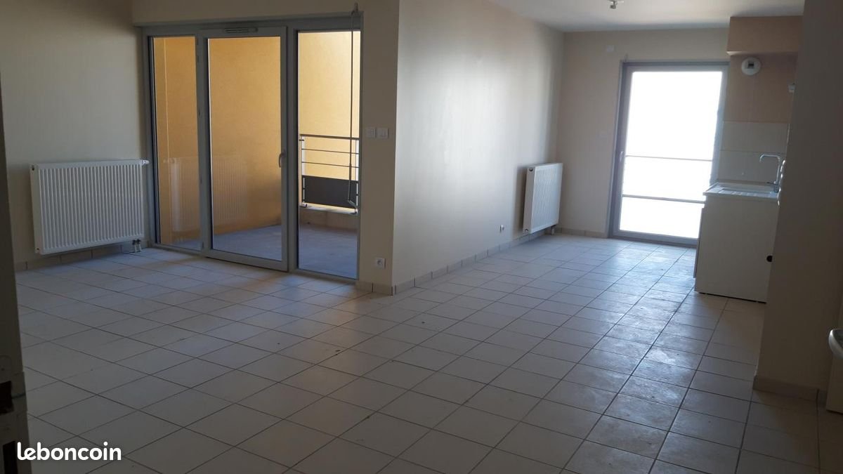Appartement à louer, 70m², Saint-Germain-du-Plain