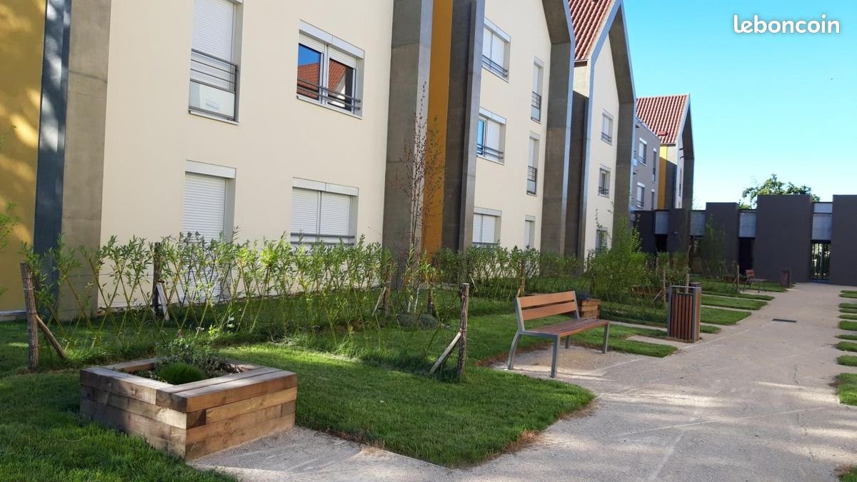 Appartement à louer, 70m², Saint-Germain-du-Plain