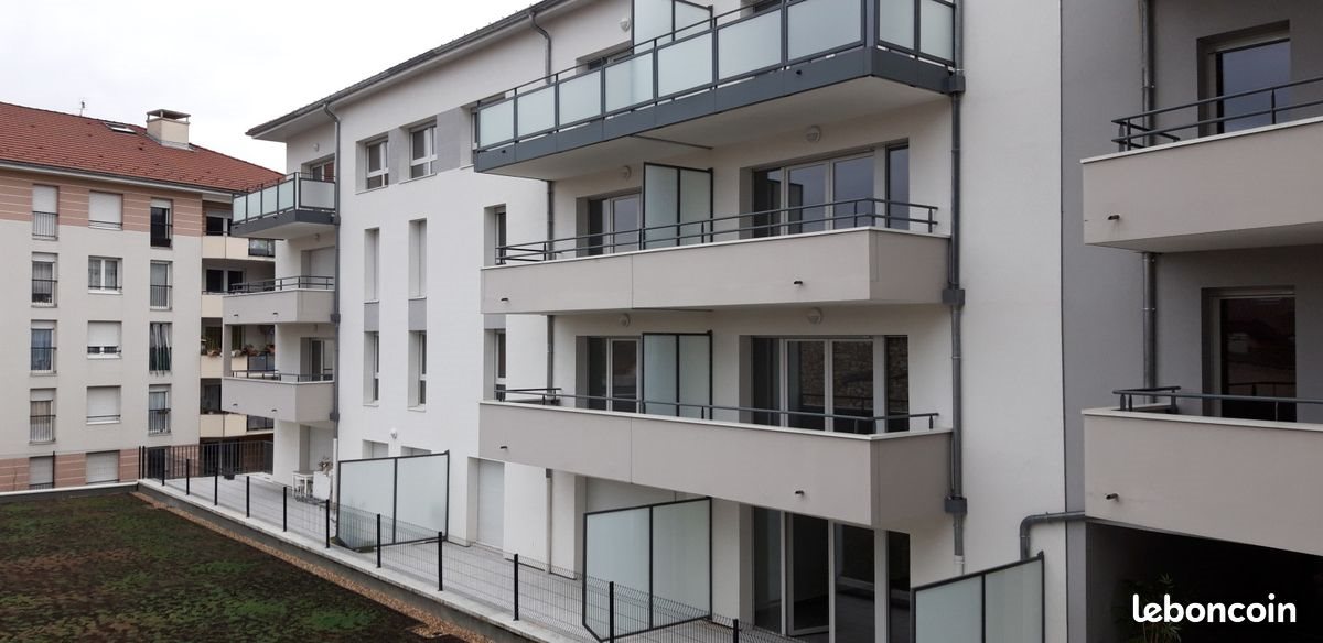 Appartement à louer, 71m², Oyonnax