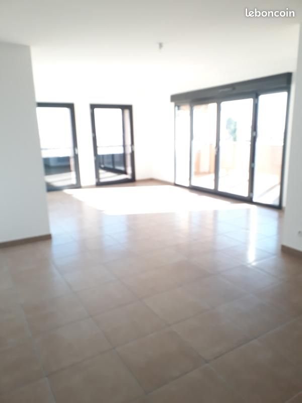 Appartement à louer, 83m², Odenas