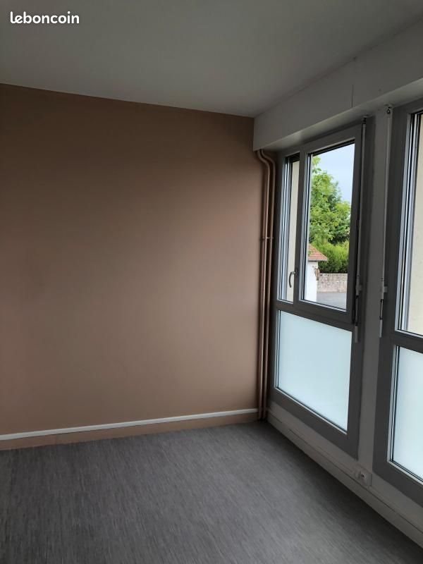 Appartement à louer, 47m², Saint-Bonnet-de-Joux