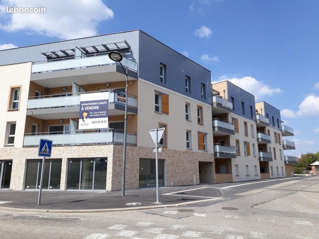 Appartement à louer, 86m², Buellas