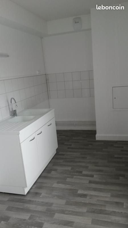 Appartement à louer, 56m², Autun