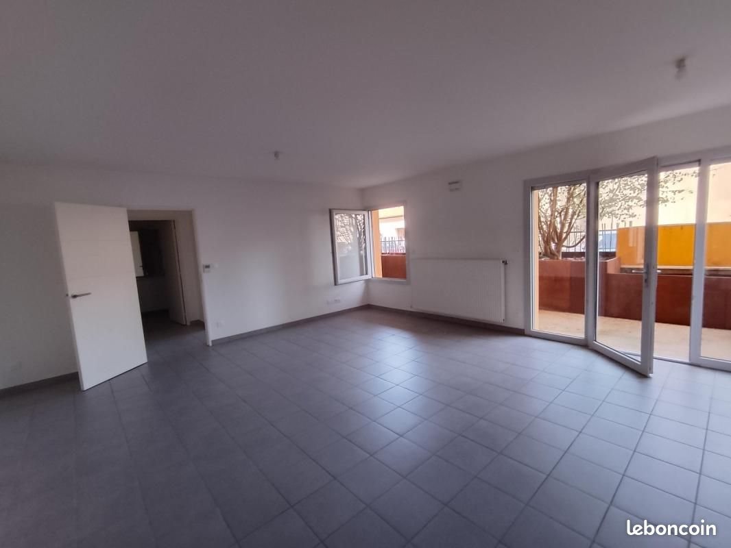 Appartement à louer, 56m², Belleville