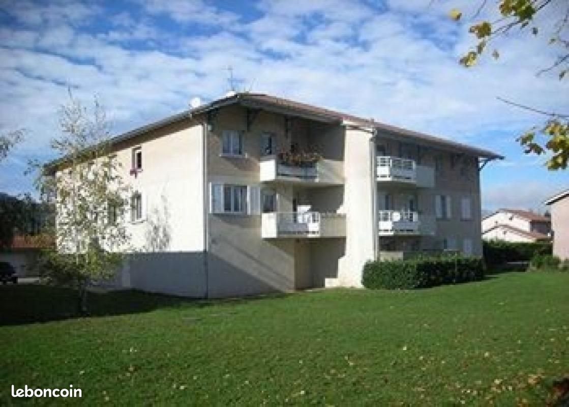 Appartement à louer, 68m², Izernore