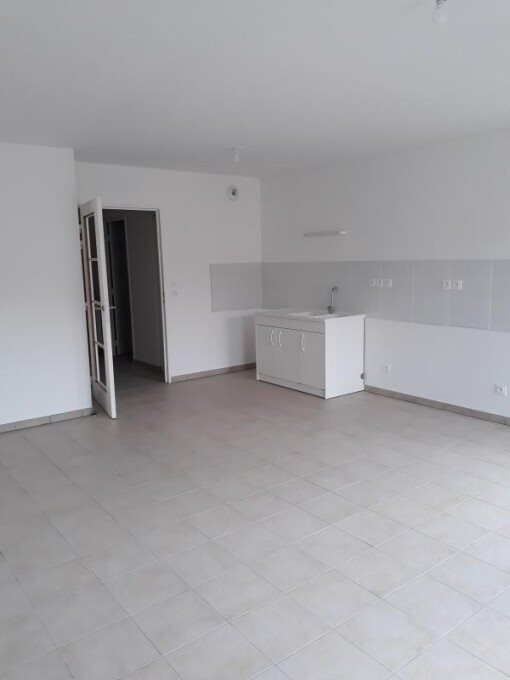 Appartement à louer, 71m², Saint-Forgeux