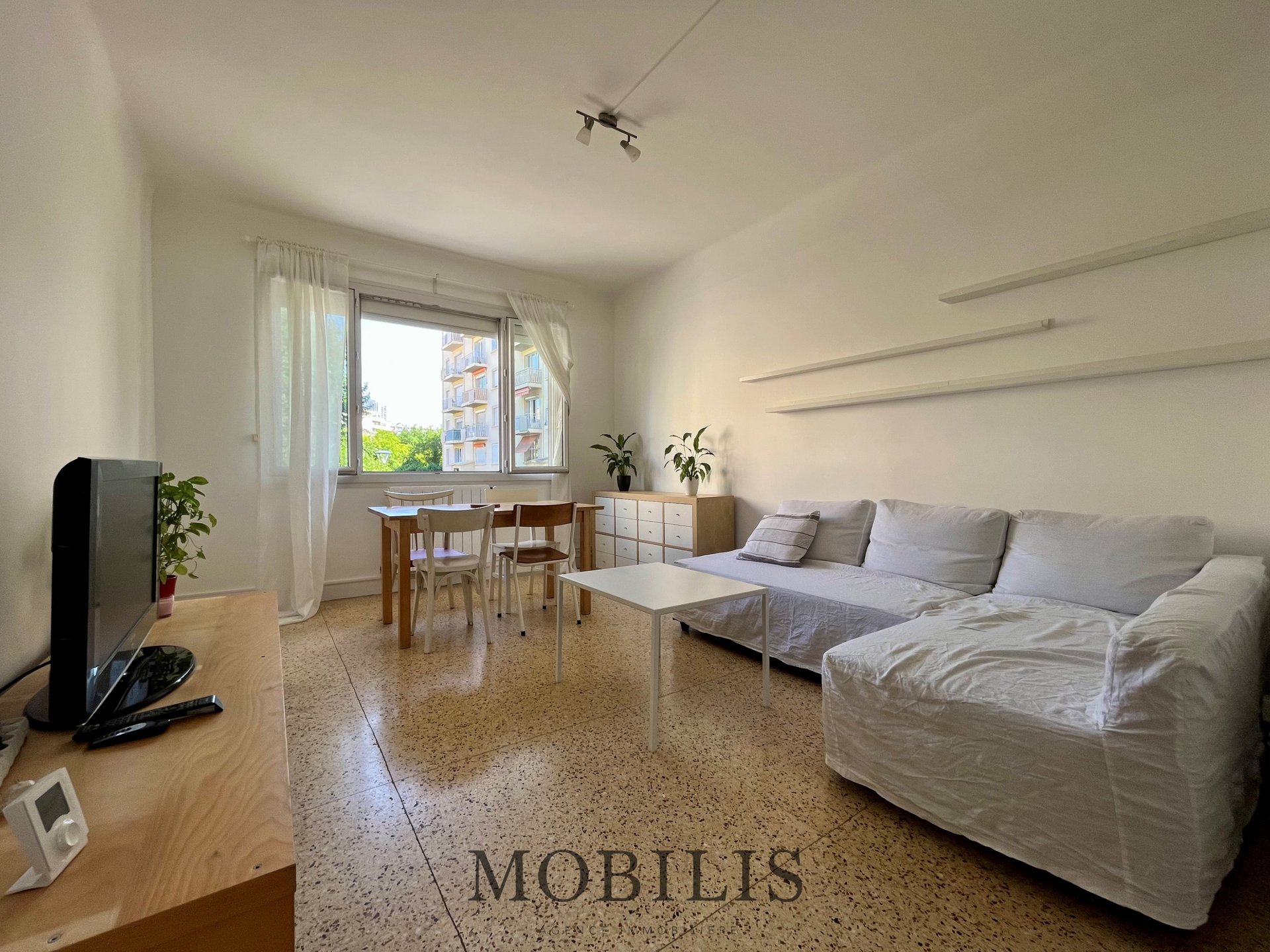 Appartement à louer, 66m², Marseille 8ème