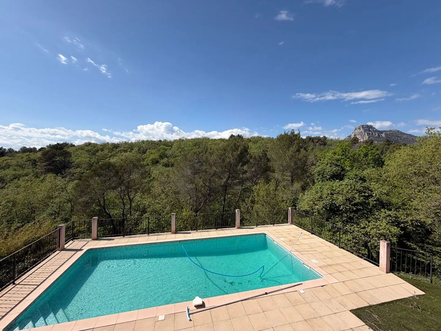 Maison à vendre, 158m², La Gaude
