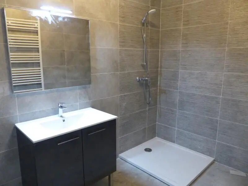 Appartement à louer, 90m², Saint-Savin