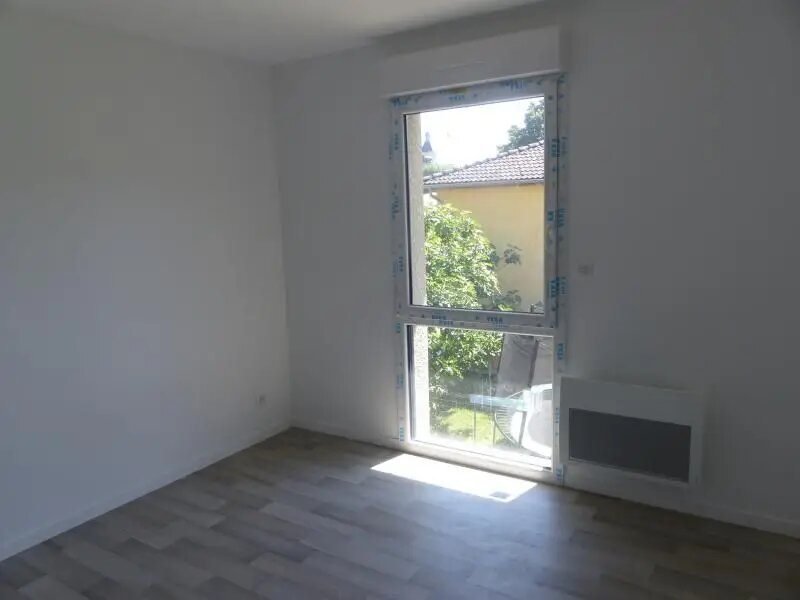 Appartement à louer, 90m², Saint-Savin