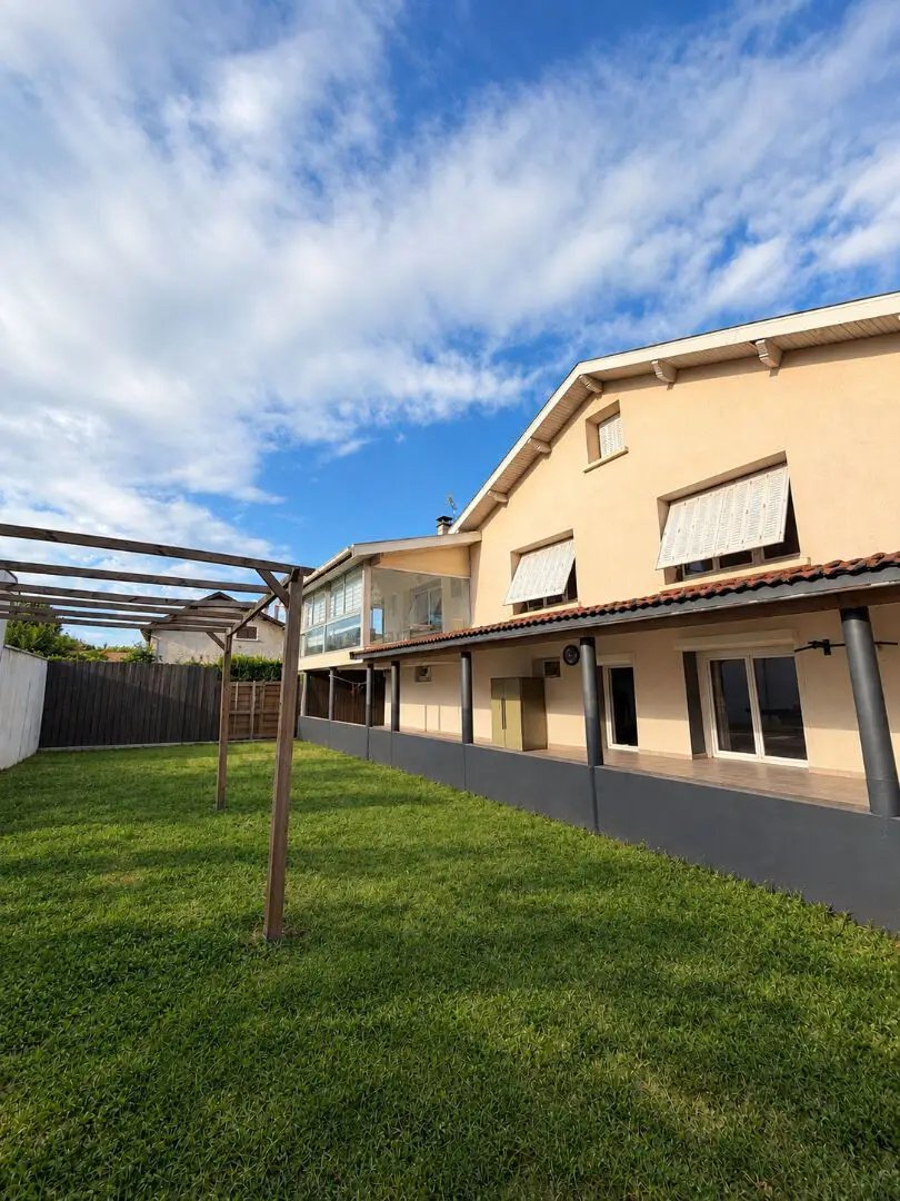 Maison à vendre, 141m², Janneyrias