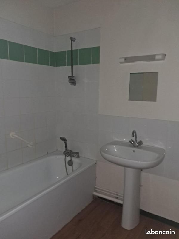 Appartement à louer, 70m², Saint-Branchs