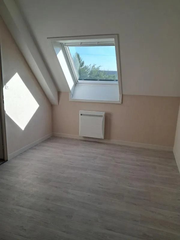 Maison à louer, 79m², Hommes