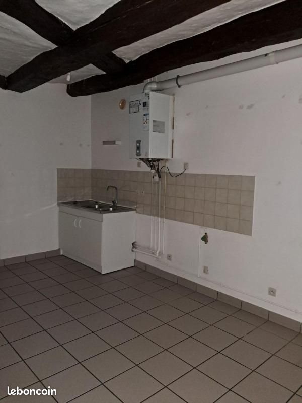 Maison à louer, 93m², Savigné-sur-Lathan