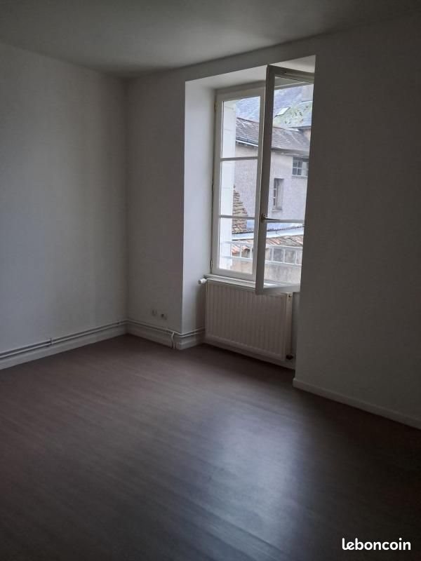 Maison à louer, 93m², Savigné-sur-Lathan