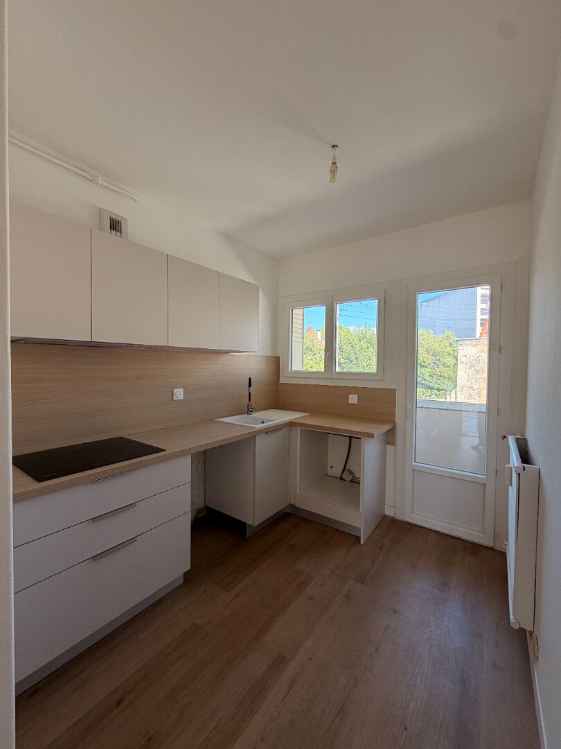 Appartement à louer, 2m², Valence