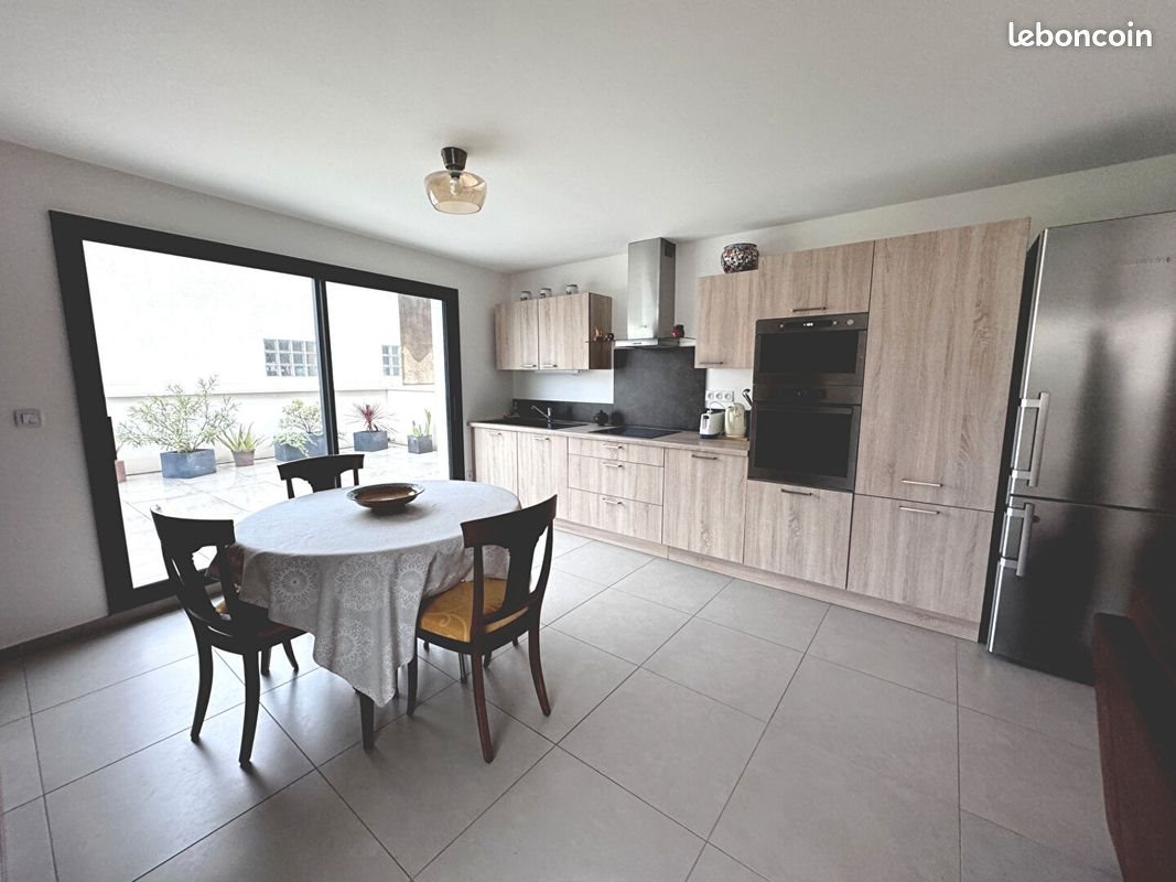 Appartement à vendre, 69m², Guilherand-Granges