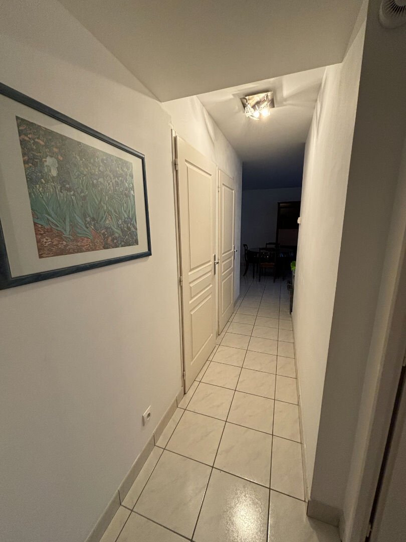 Appartement à louer, 1m², Valence