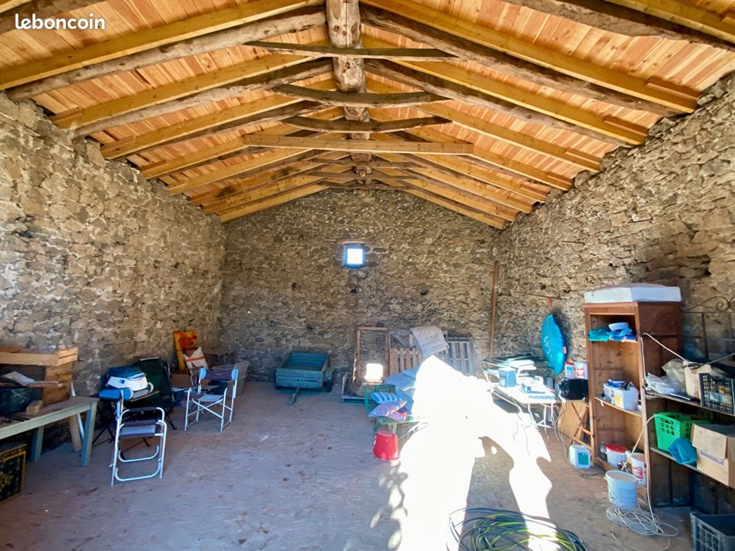 Maison à vendre, 170m², Alboussière