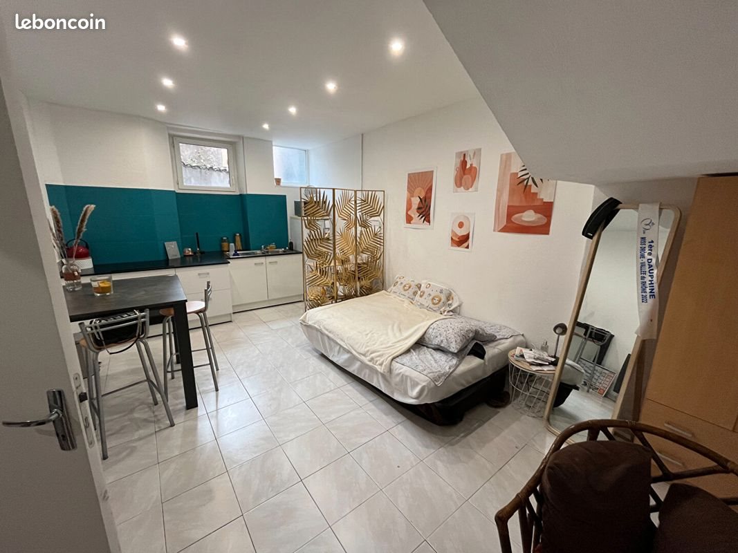 Appartement à louer, 24m², Valence