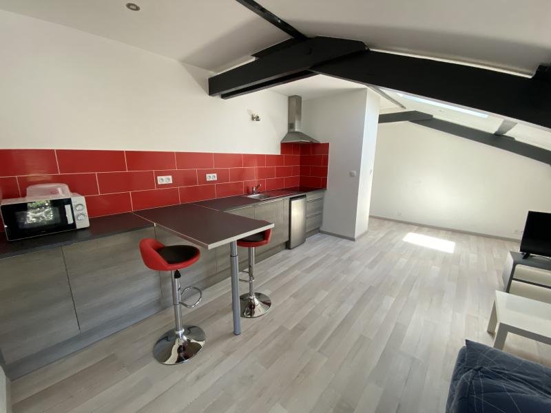 Appartement à louer, 1m², Valence