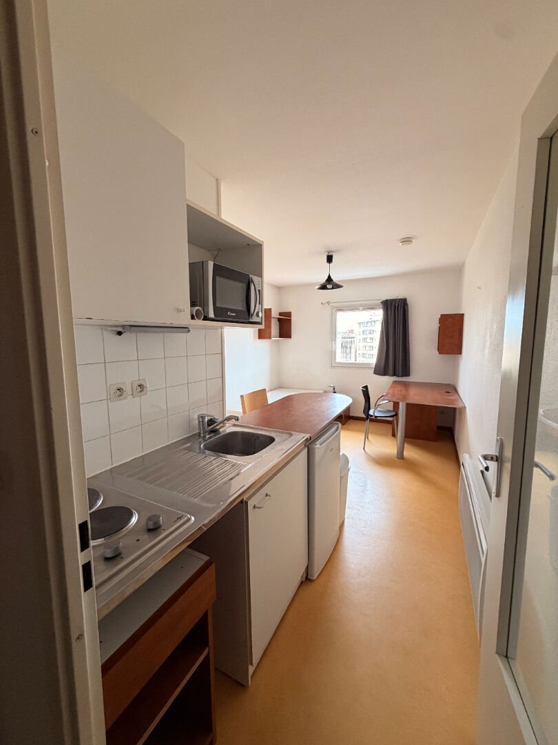 Appartement à louer, 1m², Valence