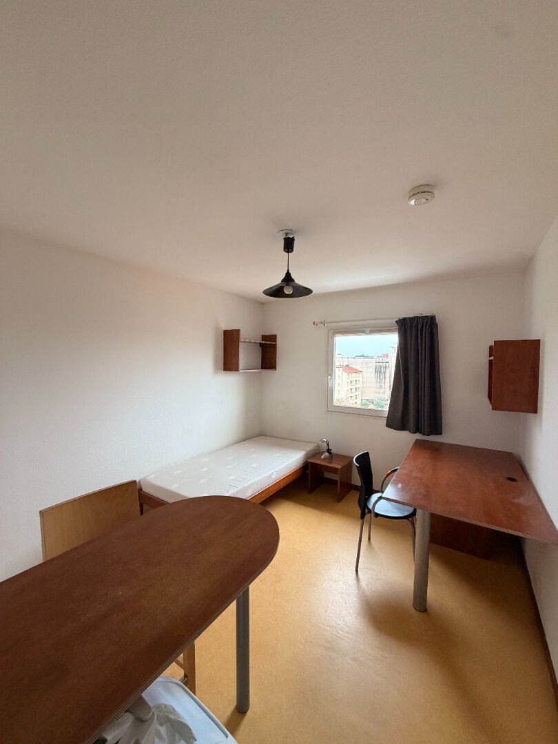 Appartement à louer, 1m², Valence