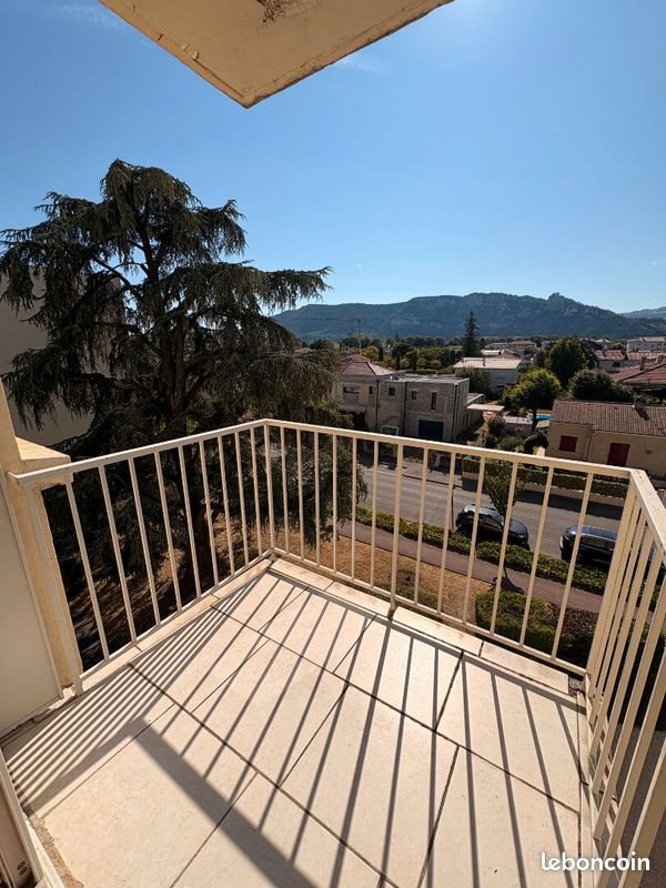 Appartement à louer, 67m², Guilherand-Granges
