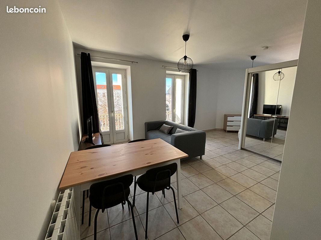 Appartement à louer, 35m², Valence