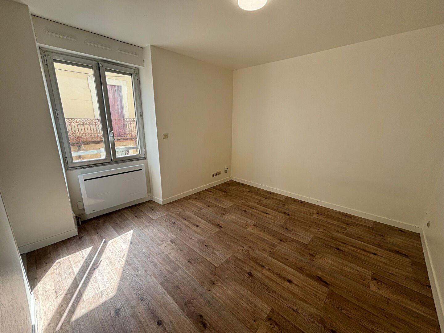 Appartement à louer, NaNm², Valence