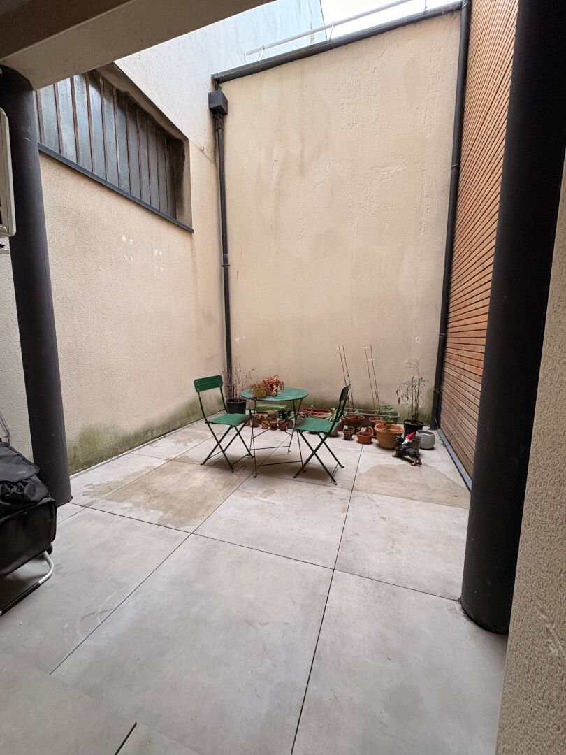 Appartement à louer, 1m², Valence