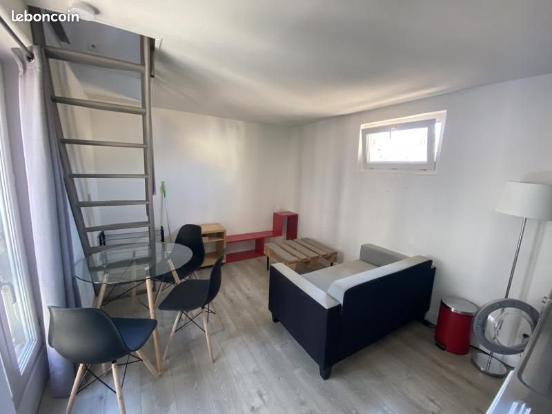 Appartement à louer, 21m², Valence