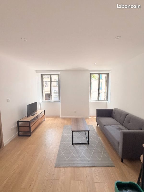 Appartement à louer, 28m², Valence