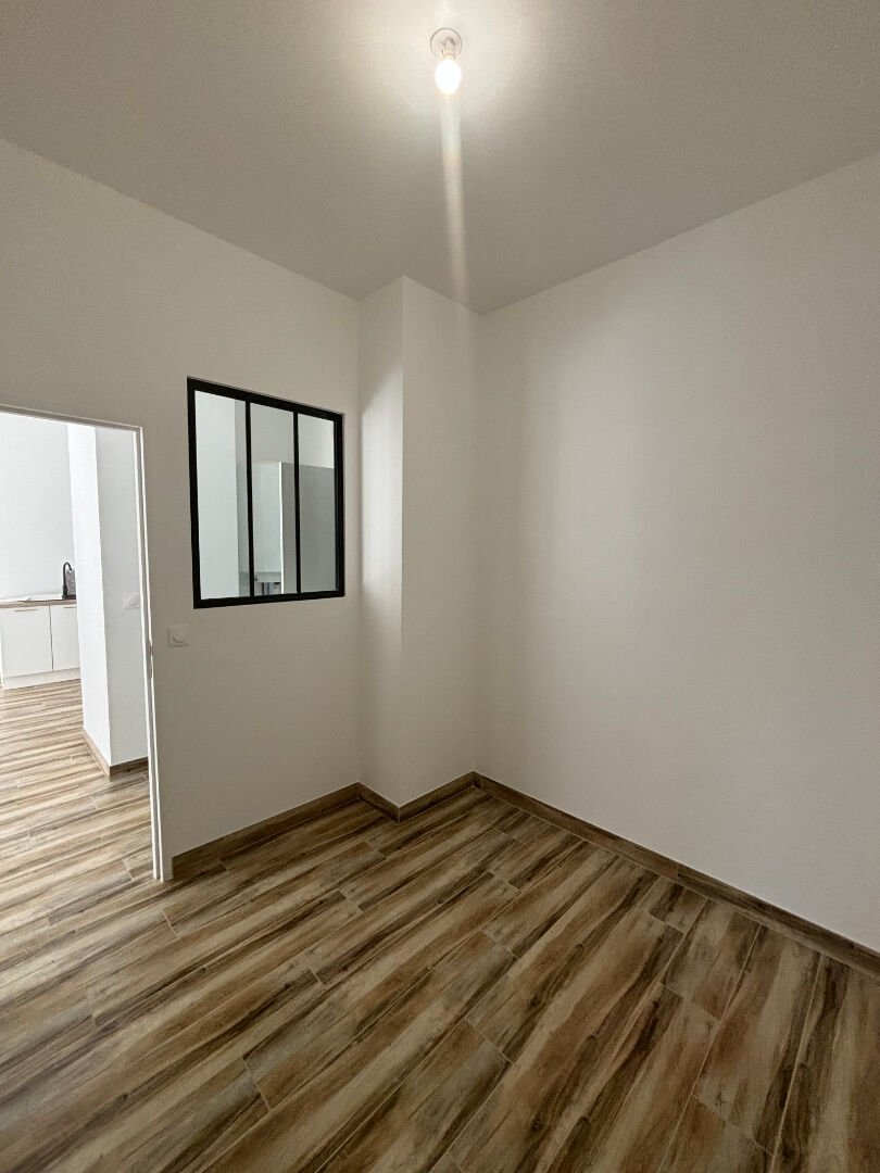 Appartement à louer, 2m², Valence
