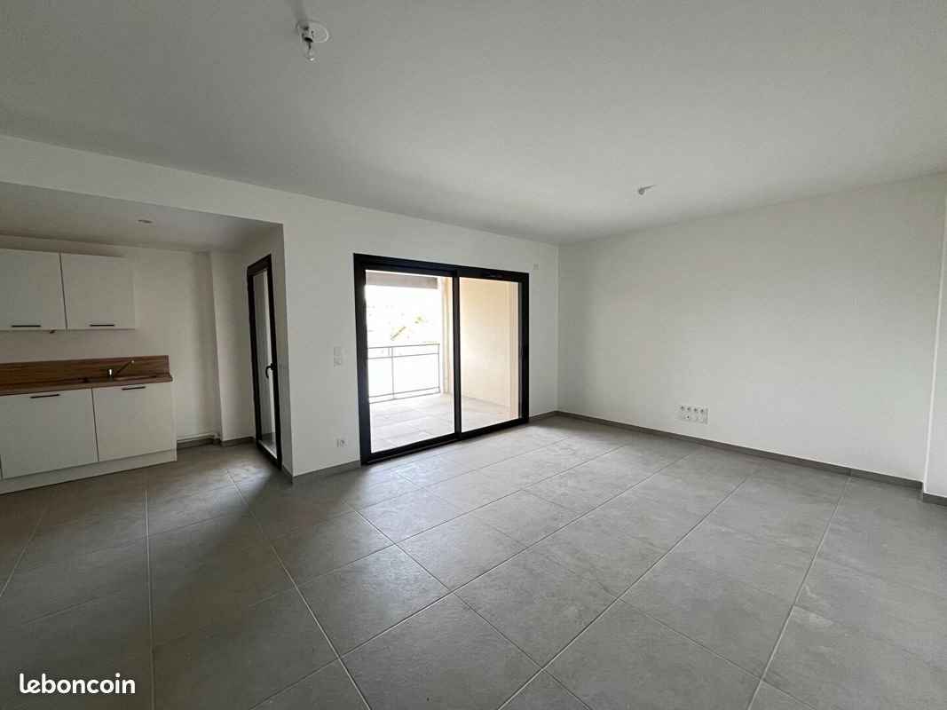 Appartement à louer, 59m², Valence