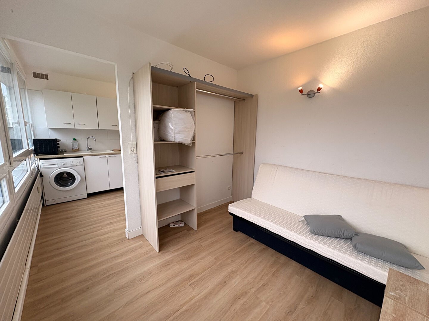 Appartement à louer, 1m², Valence