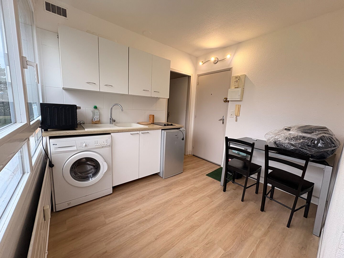Appartement à louer, 1m², Valence