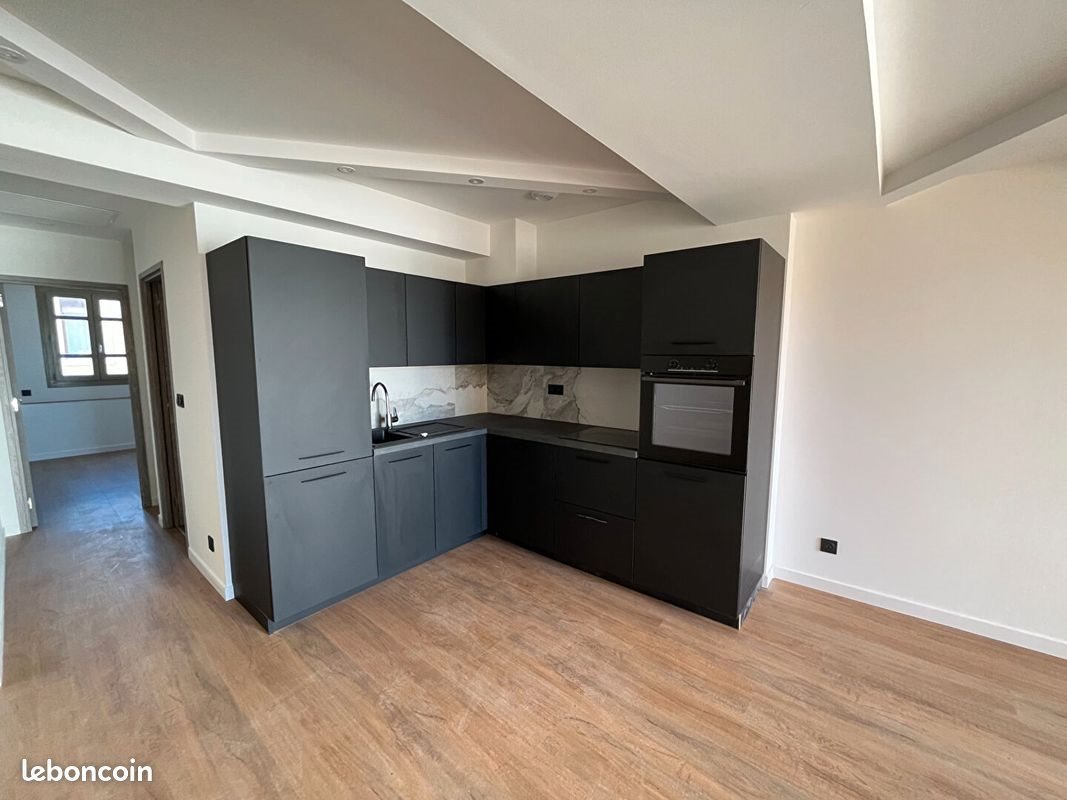 Appartement à louer, 42m², Valence