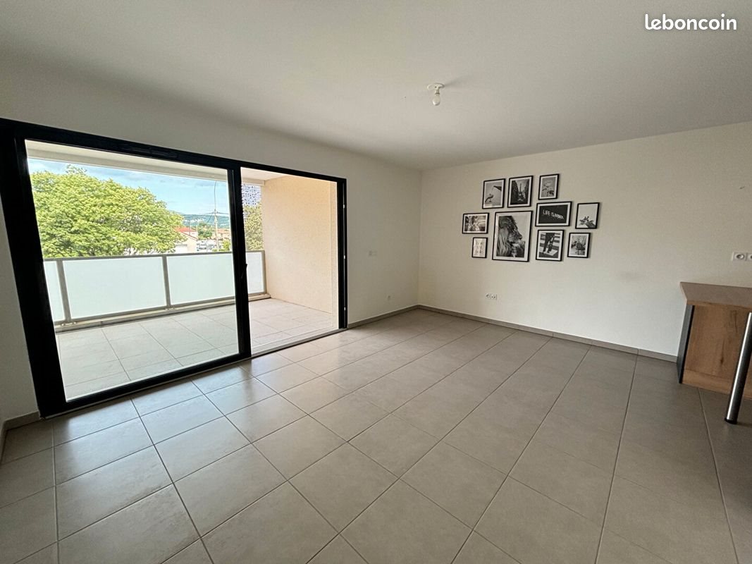 Appartement à louer, 45m², Portes-lès-Valence