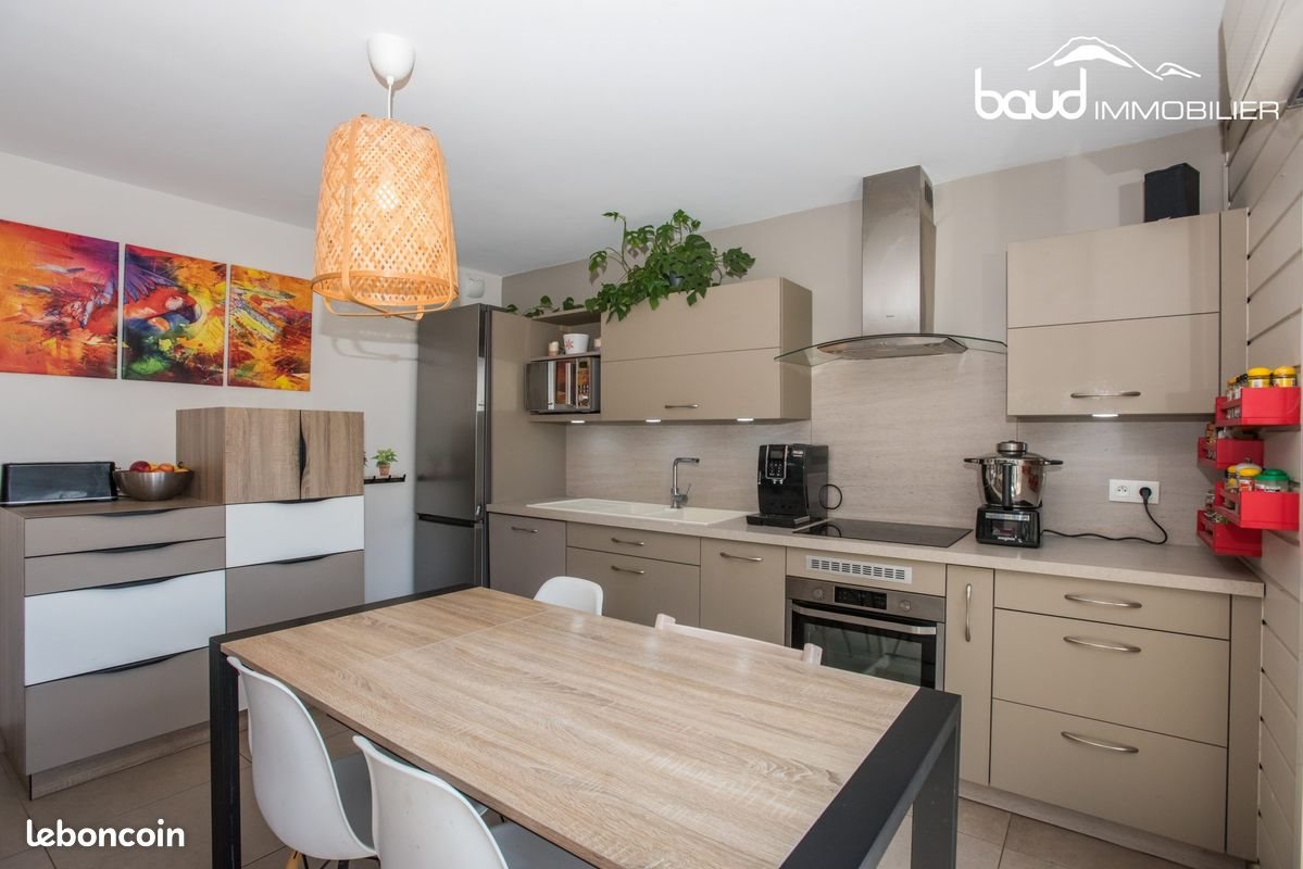 Appartement à vendre, 77m², Lans-en-Vercors