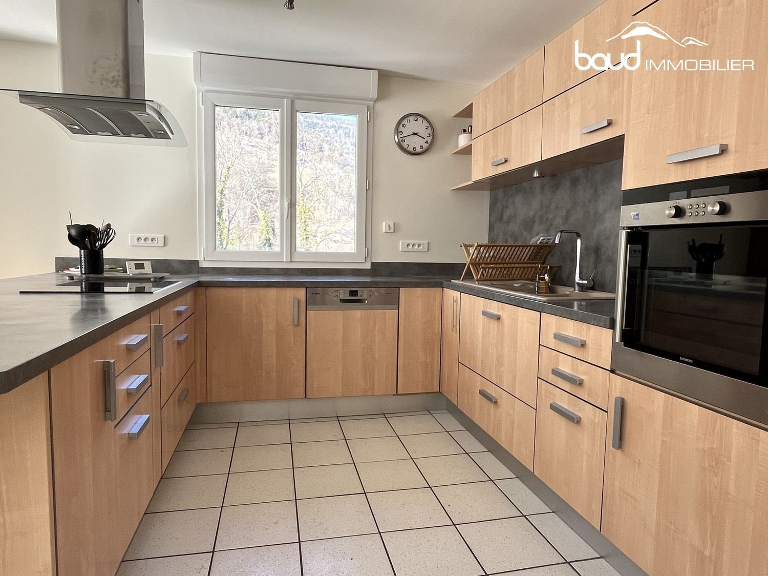 Maison à vendre, 200m², Engins