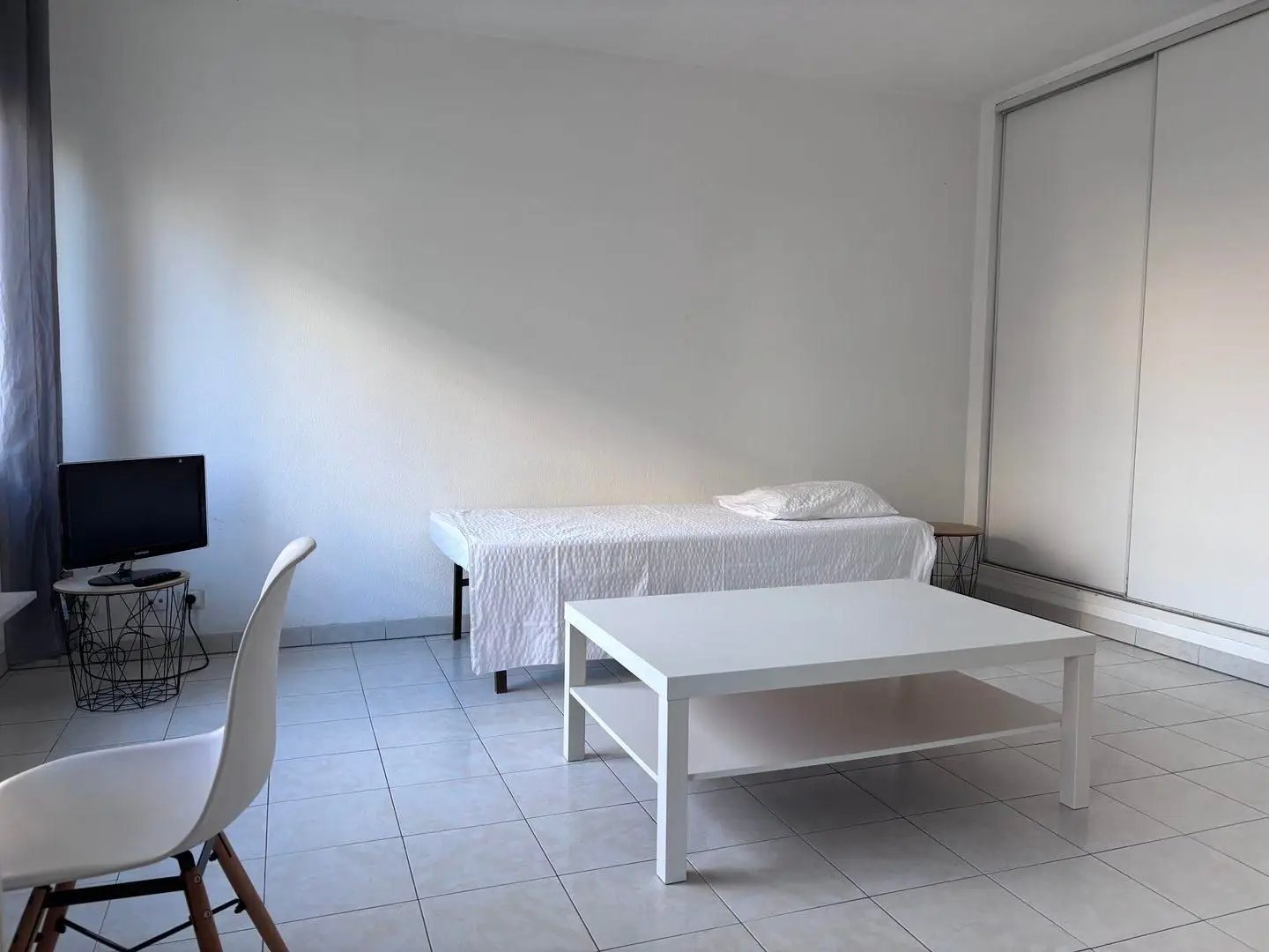 Appartement à louer, 26m², Marseille 8ème
