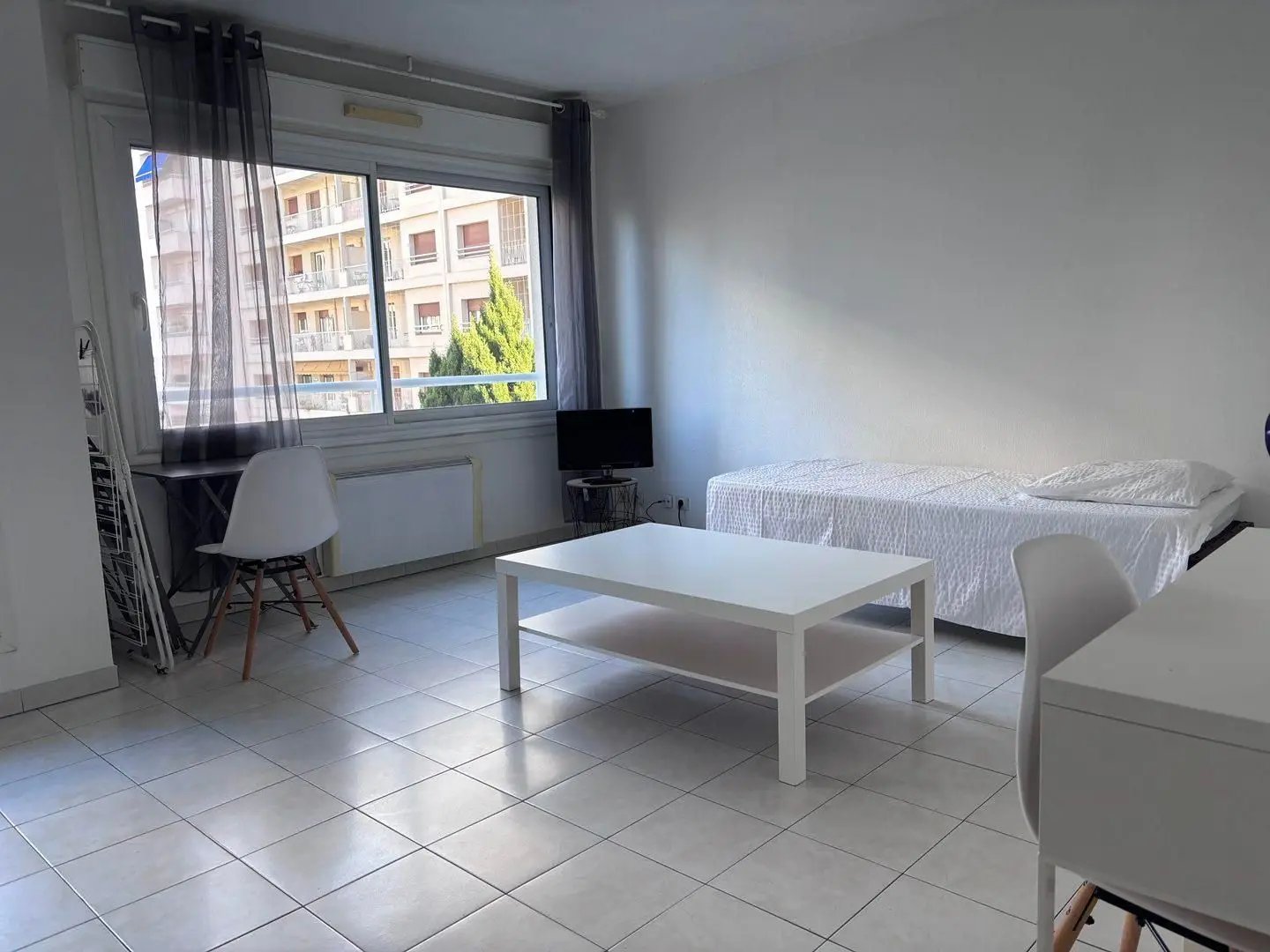 Appartement à louer, 26m², Marseille 8ème