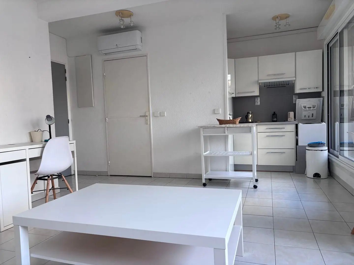 Appartement à louer, 26m², Marseille 8ème